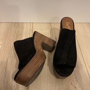 Seychelles Black Mules with Brown Wooden Heel